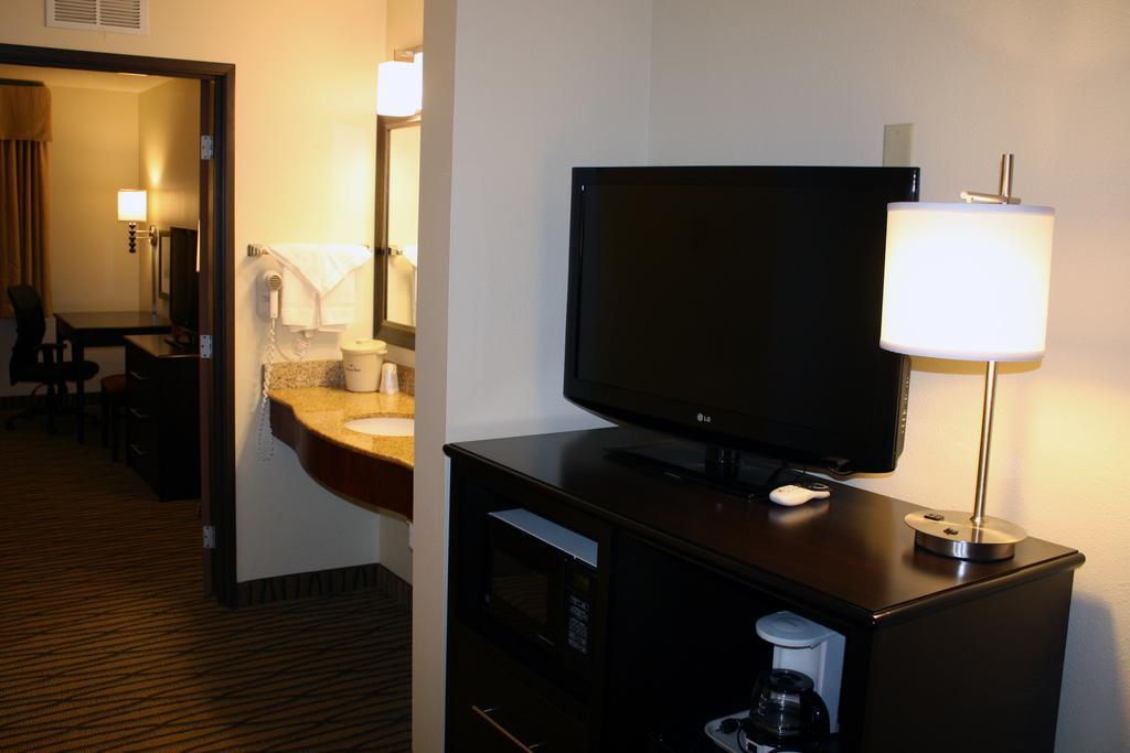 Americinn By Wyndham Rogers Zimmer foto